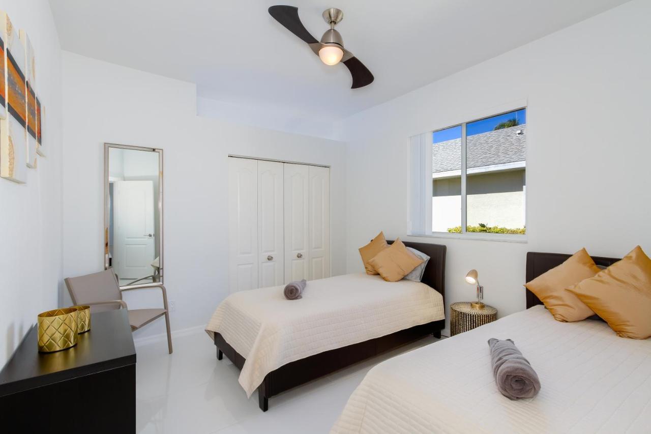 Villa Eyleen Cape Coral Eksteriør billede